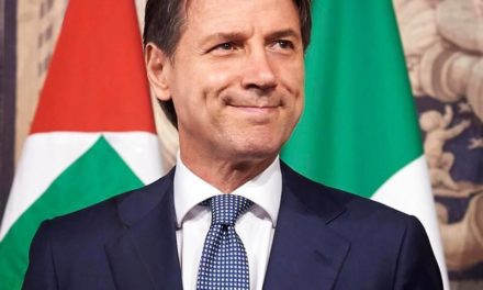 Itália prorroga isolamento social até três de maio