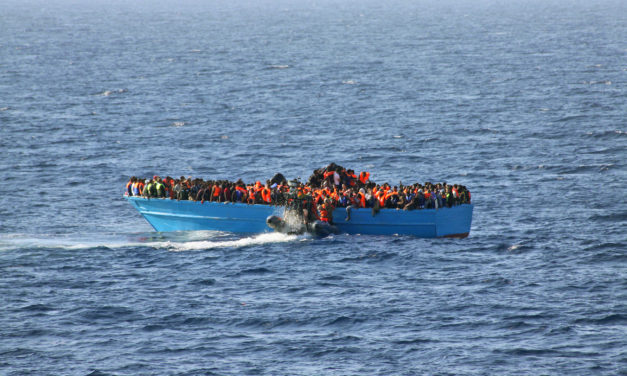 Itália estuda regularização de 600 mil imigrantes