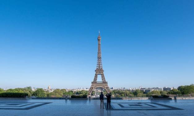 França registra mais de 10 mil casos diários de covid-19