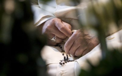 Papa telefona a arcebispo de São Paulo preocupado com pandemia