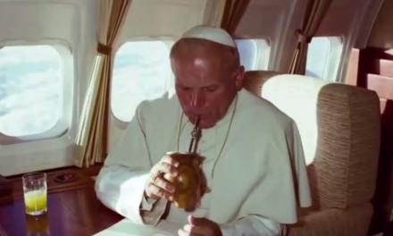 Os 40 anos da primeira visita de João Paulo II ao Brasil