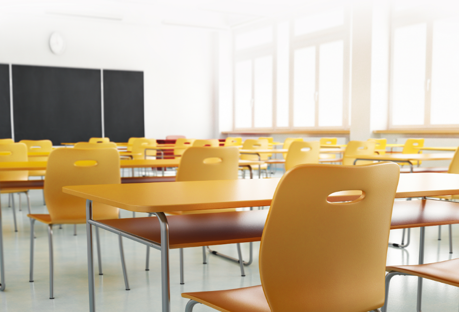 Itália vai comprar três milhões de classes para adequar escolas ao distanciamento social