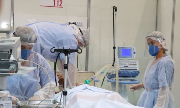 Brasil supera os 50 mil casos de covid pelo quarto dia seguido