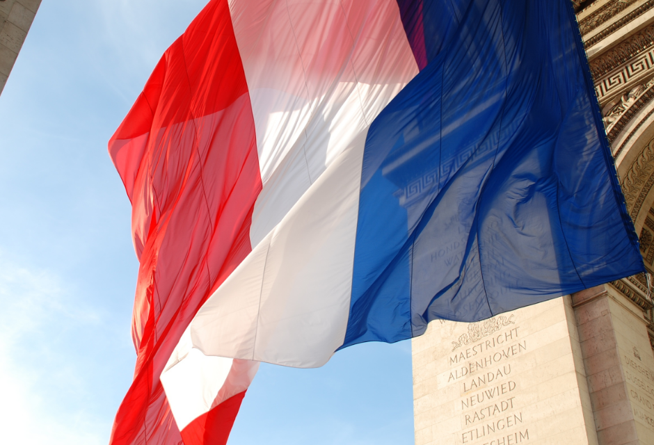 França registra mais de 3.000 casos de covid-19 em 24 horas
