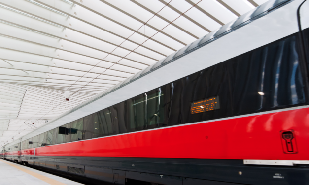 Coronavírus reduz em 80% movimento de trens e aviões entre Milão e Roma