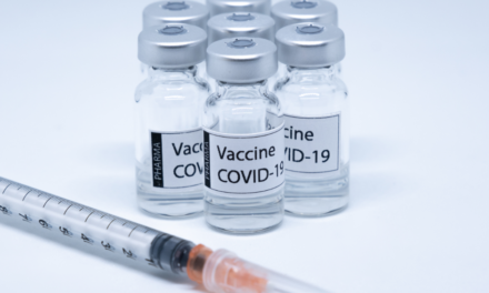 Eficácia de vacinas gera otimismo da OMS para uma solução da pandemia