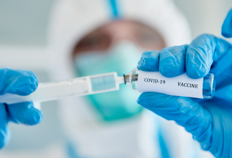 Vacina do laboratório Moderna apresenta 94,5% de eficácia contra a covid