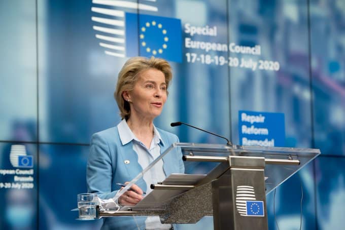 Europa fecha quinto acordo para compra de vacina contra covid