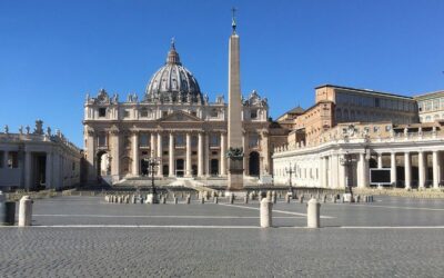 Devido à crise, Papa reduz salários de cardeais e altos funcionários do Vaticano