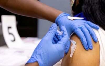 Covid-19: mortes caem 14% e casos, 8%, diz Ministério da Saúde