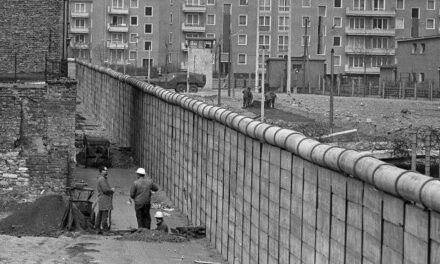 Há sessenta anos nascia o Muro de Berlim, símbolo de um mundo dividido