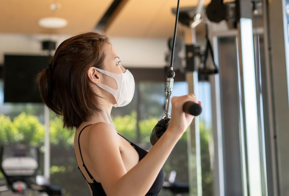 Máscaras não afetam respiração ou representam risco à prática de exercícios